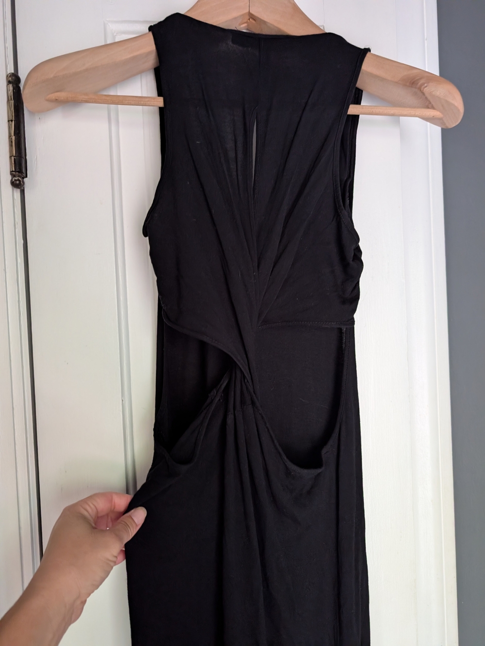 BCBGMaxAzria Black Sleeveless Backless Twist-Detail Dress